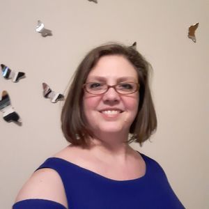 Meet your Posher, Becky